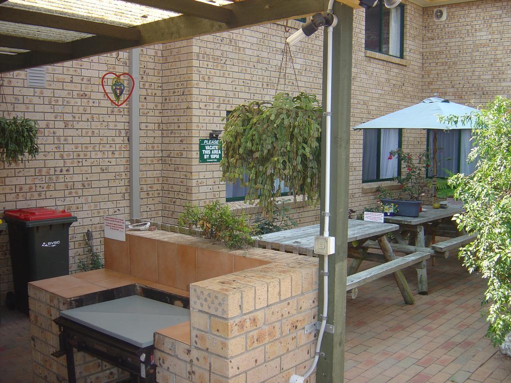 Wandarrah Lodge Hostel ميريمبولا المظهر الخارجي الصورة